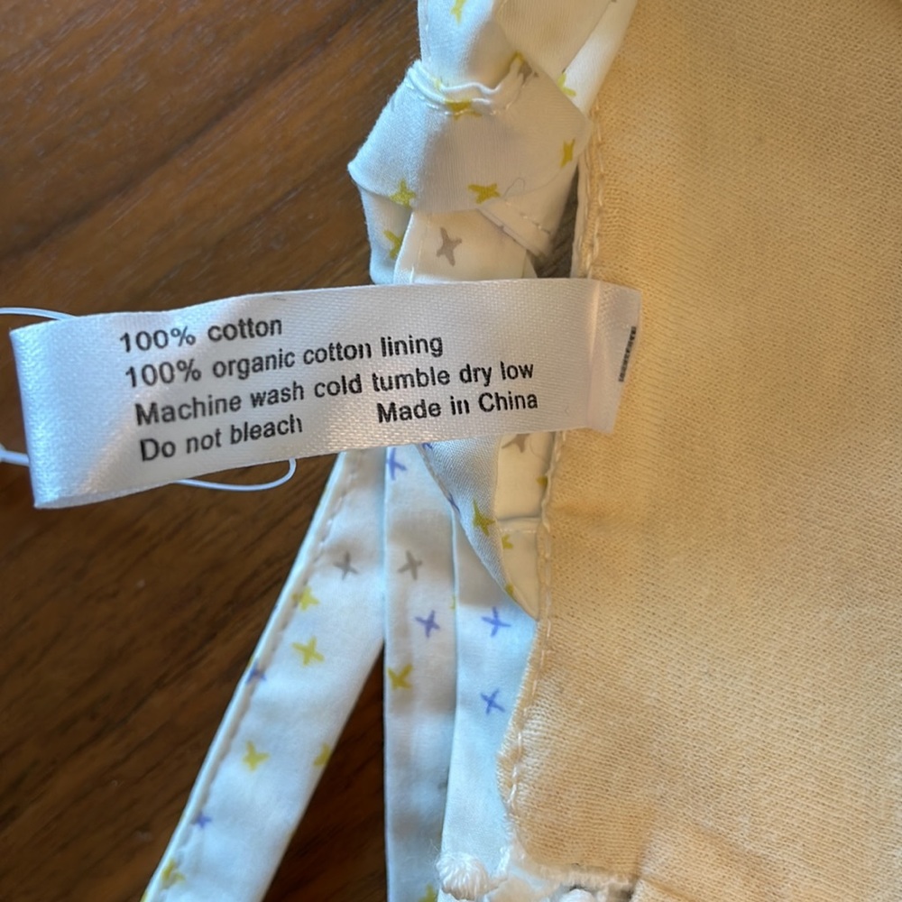 Baby Bonnet - Picture 4 of 4